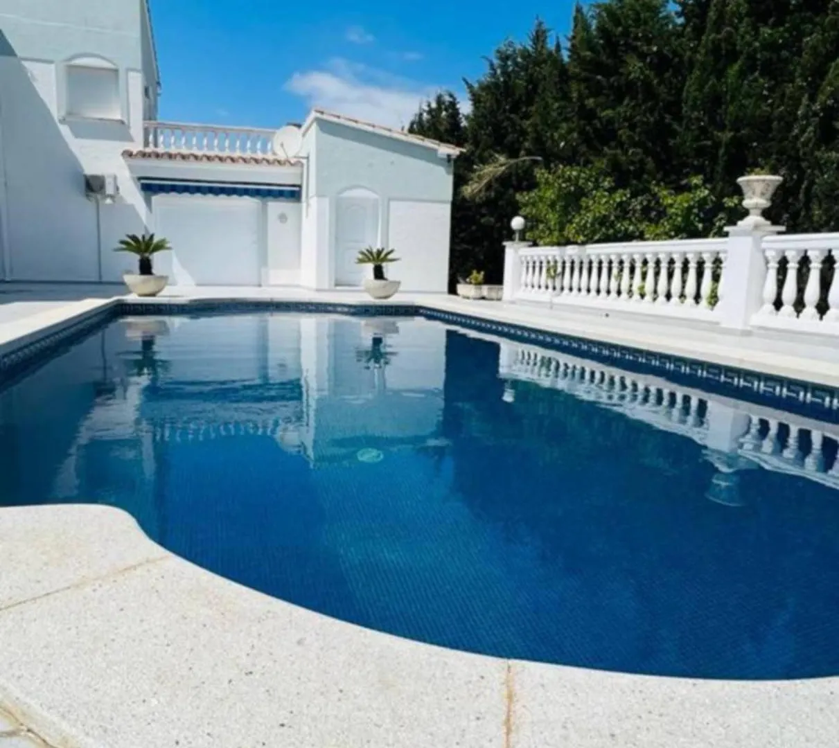 Casa Con Piscina Y Amarre Soleada Villa Empuriabrava 0*,